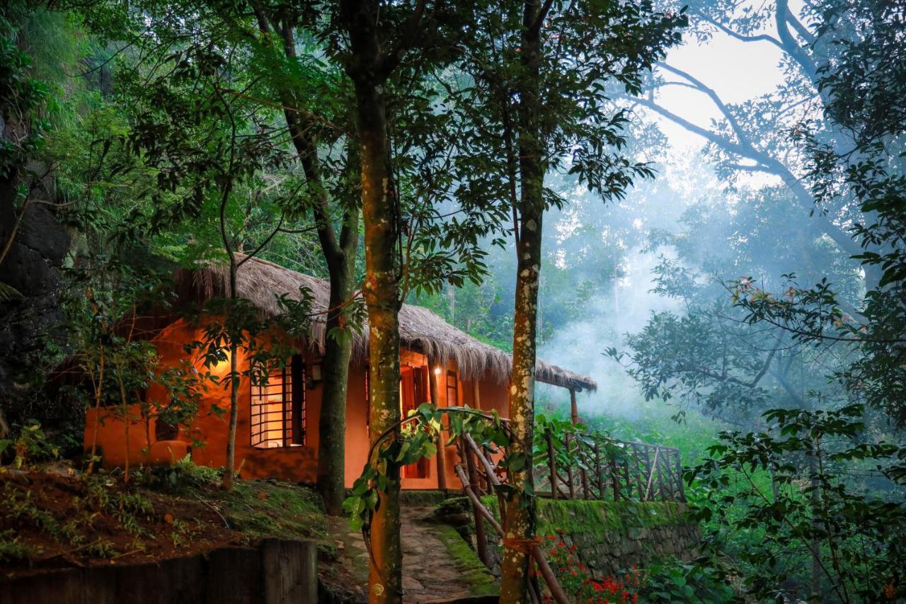 Golden Fern Resort Kanthalloor Esterno foto