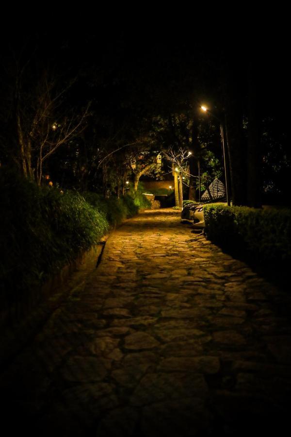 Golden Fern Resort Kanthalloor Esterno foto