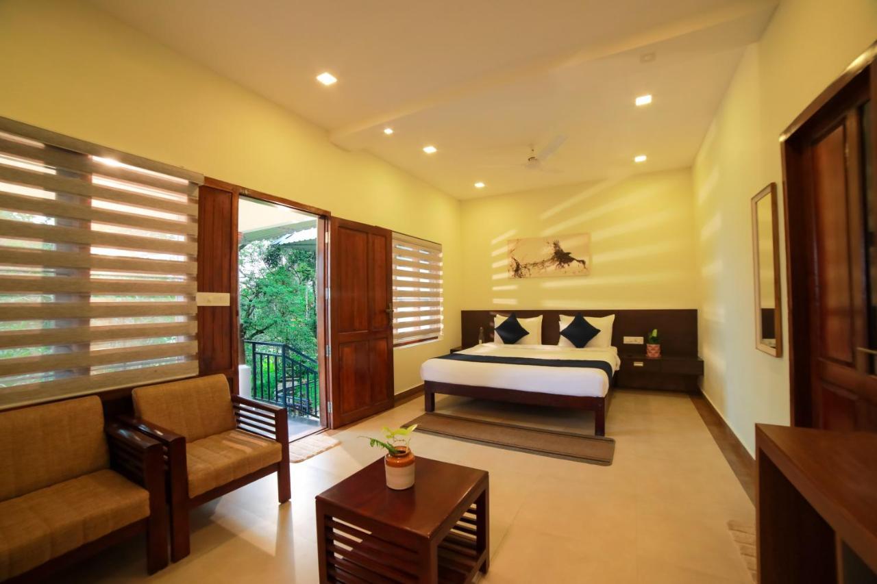Golden Fern Resort Kanthalloor Esterno foto