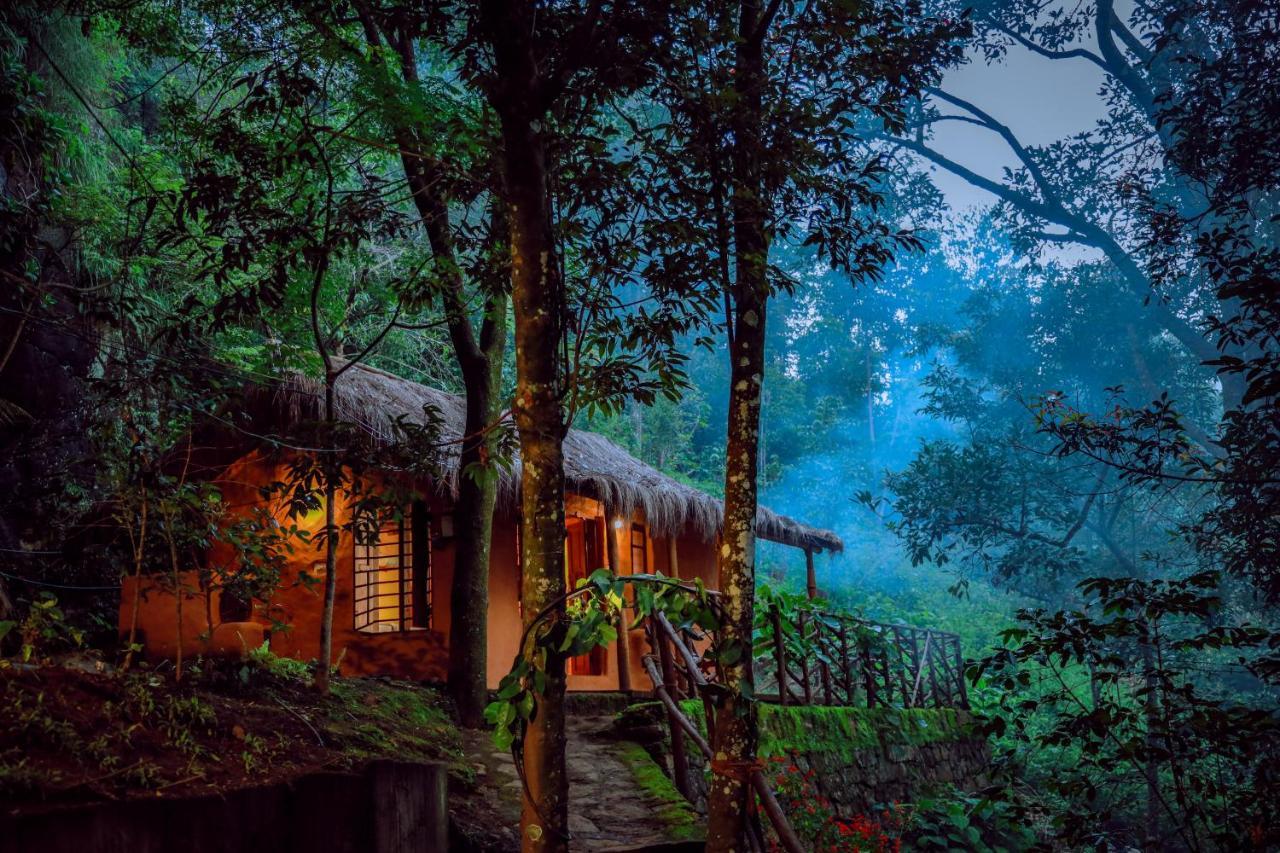 Golden Fern Resort Kanthalloor Esterno foto